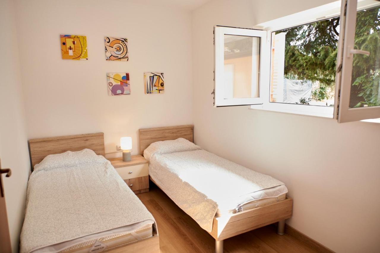 Cittanova Boutique Apartment Con Piscina Novigrad  Ngoại thất bức ảnh