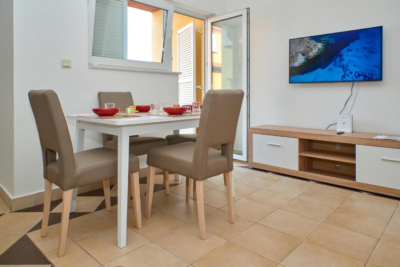Cittanova Boutique Apartment Con Piscina Novigrad  Ngoại thất bức ảnh