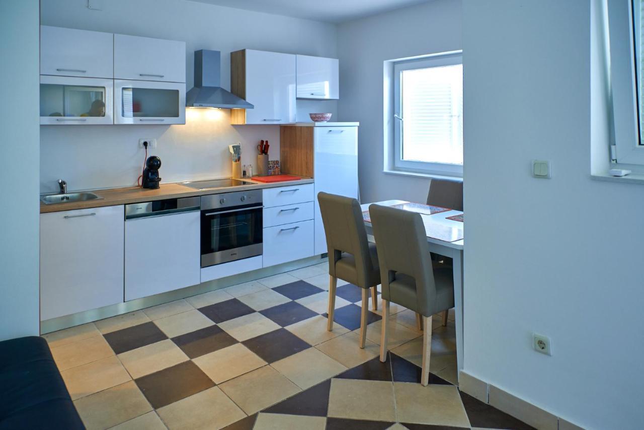 Cittanova Boutique Apartment Con Piscina Novigrad  Ngoại thất bức ảnh